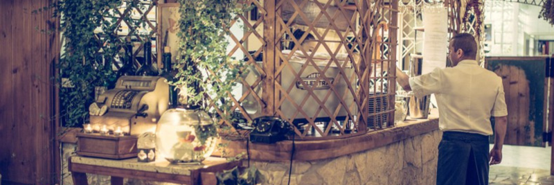 Restauracja Nowy Świat w Bielsku-Białej - klimatyczne wnętrze