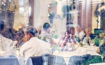 PODARUJ CHWILE W PREZENCIE!