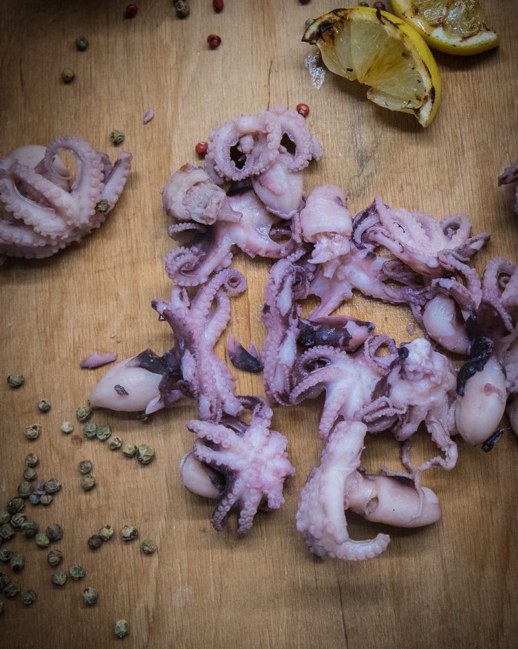 Ośmiorniczki i owoce morza – Nowy Świat Świeże owoce morza w Restauracji Nowy Świat